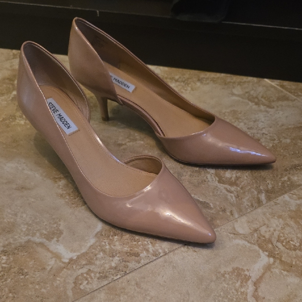 Steve Madden Nude Heels